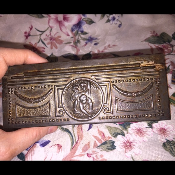 Vintage “State Express Cigarettes” Tin Stamped Box - Picture 2 of 8